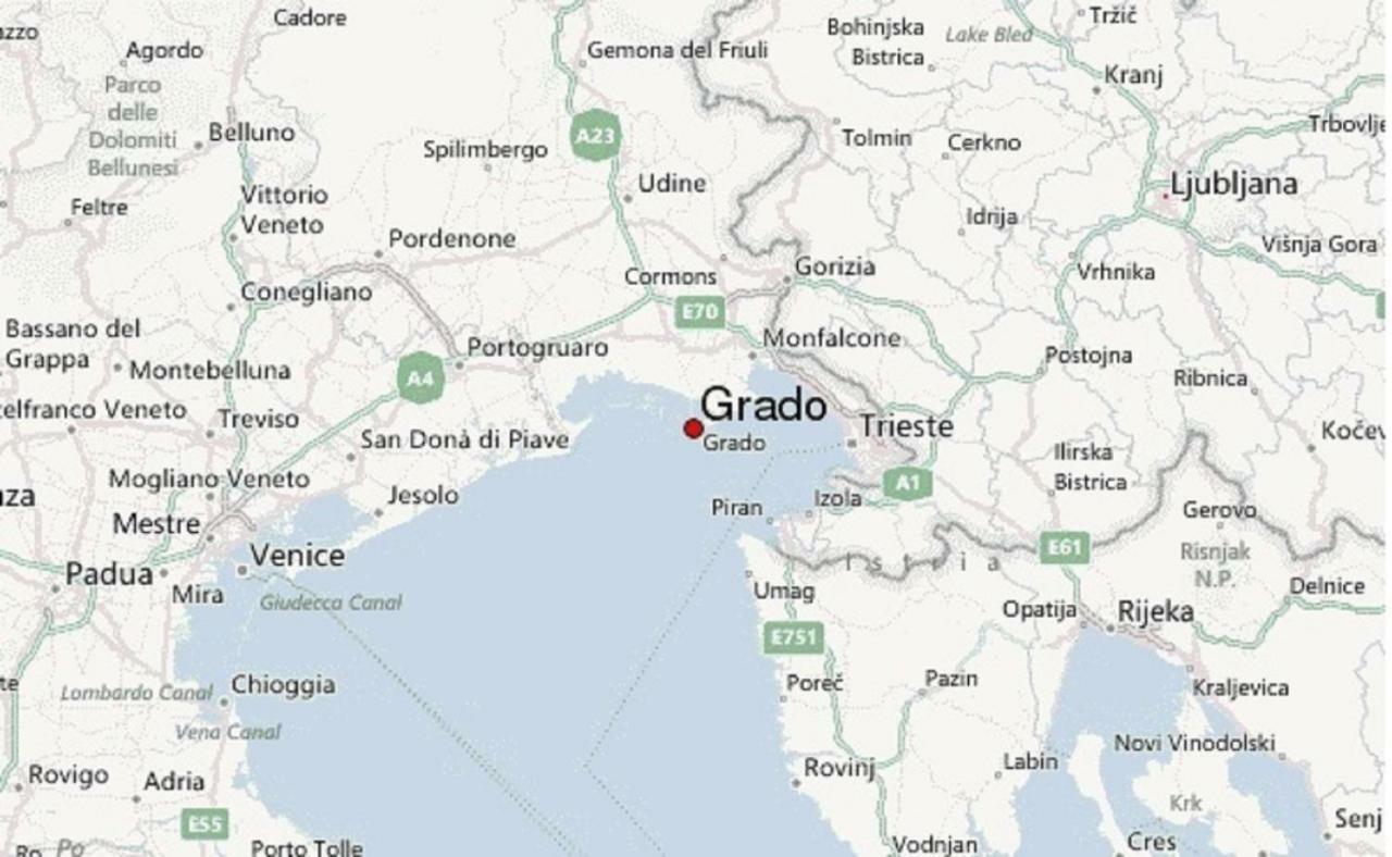 Appartamento Perco Riva Dandolo Grado Eksteriør billede